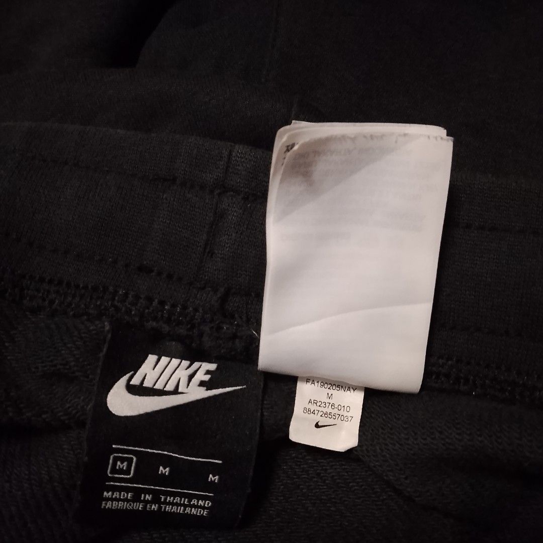 Nike Alumni (Category: Shorts) located in Manila. Submitted by jaysrack (Listing ID 1468331337, Image 3). Description: .
