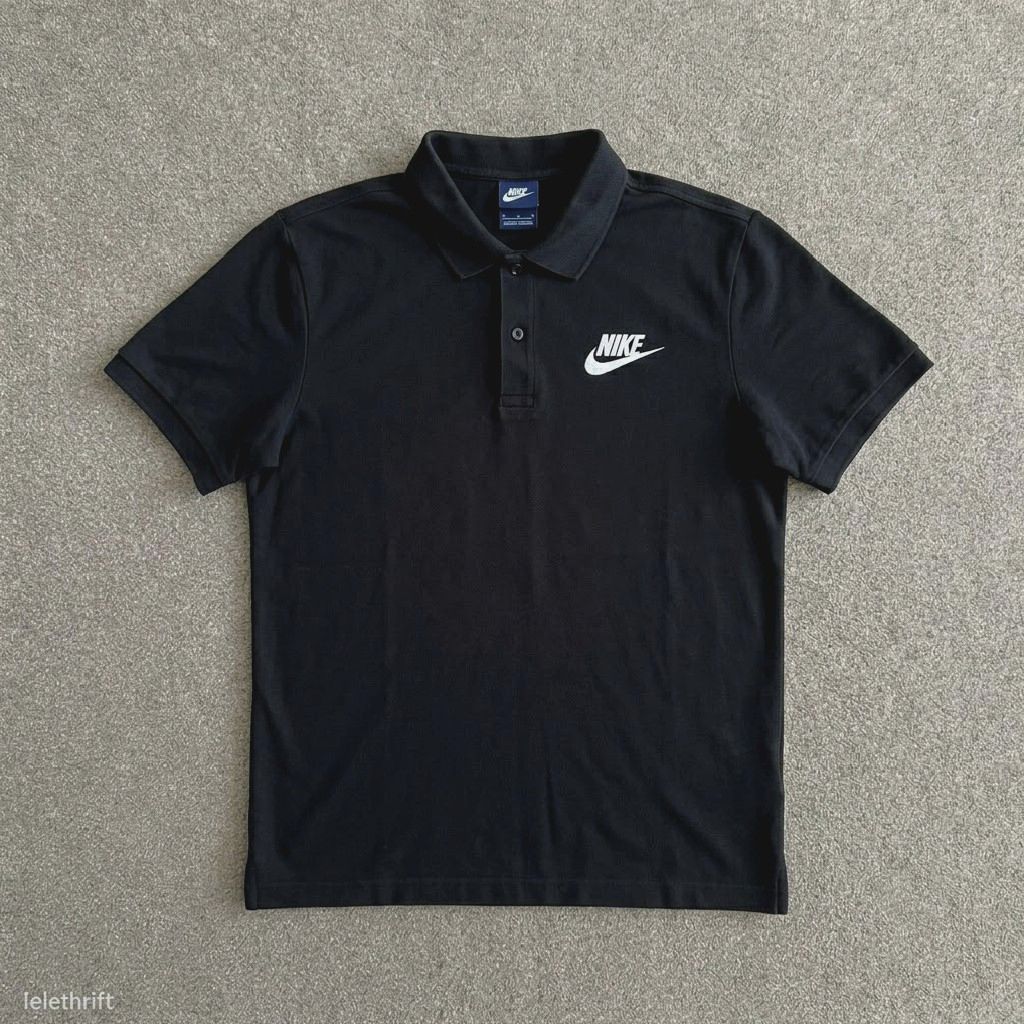 Nike Black polo shirt (Category: Tshirts & Polo Shirts ) located in Batangas. Submitted by lelethrift.com (Listing ID 1468373991, Image 1). Description: Nike polo shirt Size: Medium to Large Authentic complete tags with washtag embroidered chest logo ready to wear na napa laundry na.