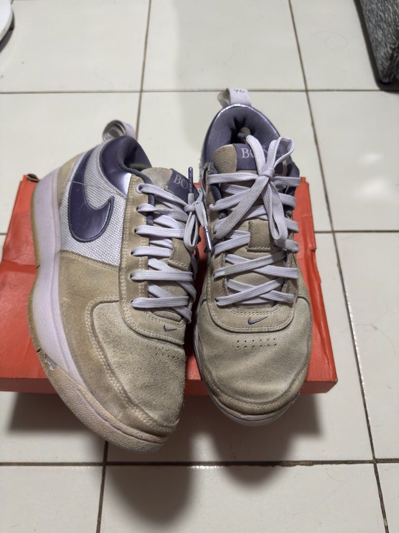 Nike Book 1 EP Lilac Bloom (Category: Sneakers) located in Manila. Submitted by mislangers_stuff (Listing ID 1468372896, Image 1). Description: - Brand: Nike Book 1 - Colorway: Light beige and purple - Materials: Premium suede and mesh panels - Design details: Metallic purple swoosh, heel pull tabs with '96' and 'CHAPTER ONE' - Soles: White midsole with textured outsole for excellent traction - Sizing & Fit: Fits true to size - Usage: Perfect for