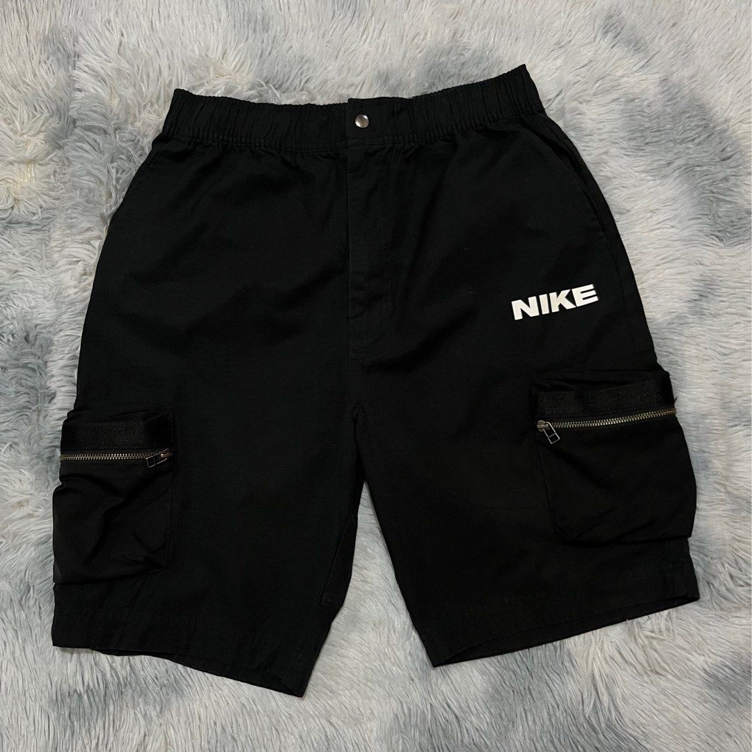 Nike Cargo Short (Category: Shorts) located in Alubijid. Submitted by rstylthrft (Listing ID 1468317070, Image 1). Description: .