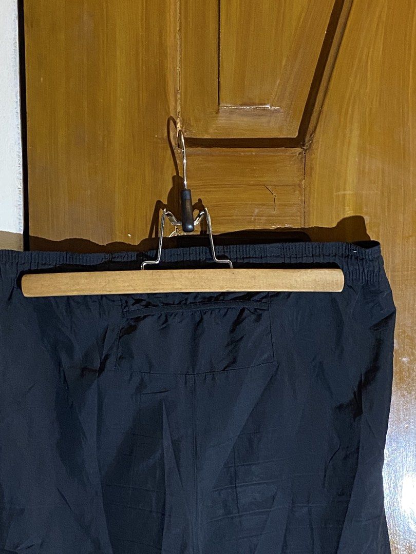 Nike challenger running short (Category: Activewear) located in Davao. Submitted by sellsell2002 (Listing ID 1468391392, Image 3). Description: Size 30-34 Excellent condition ₱500.