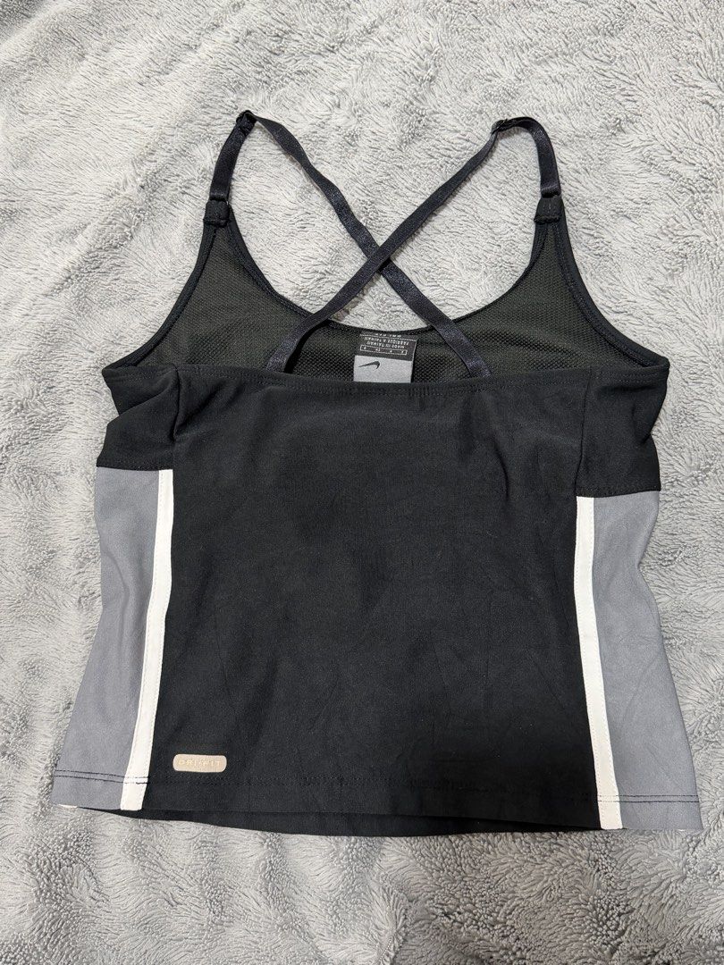 Nike Criss Cross Halter Top (Category: Activewear) located in Dasmarinas. Submitted by shoppingaccount__ (Listing ID 1468334412, Image 2). Description: .