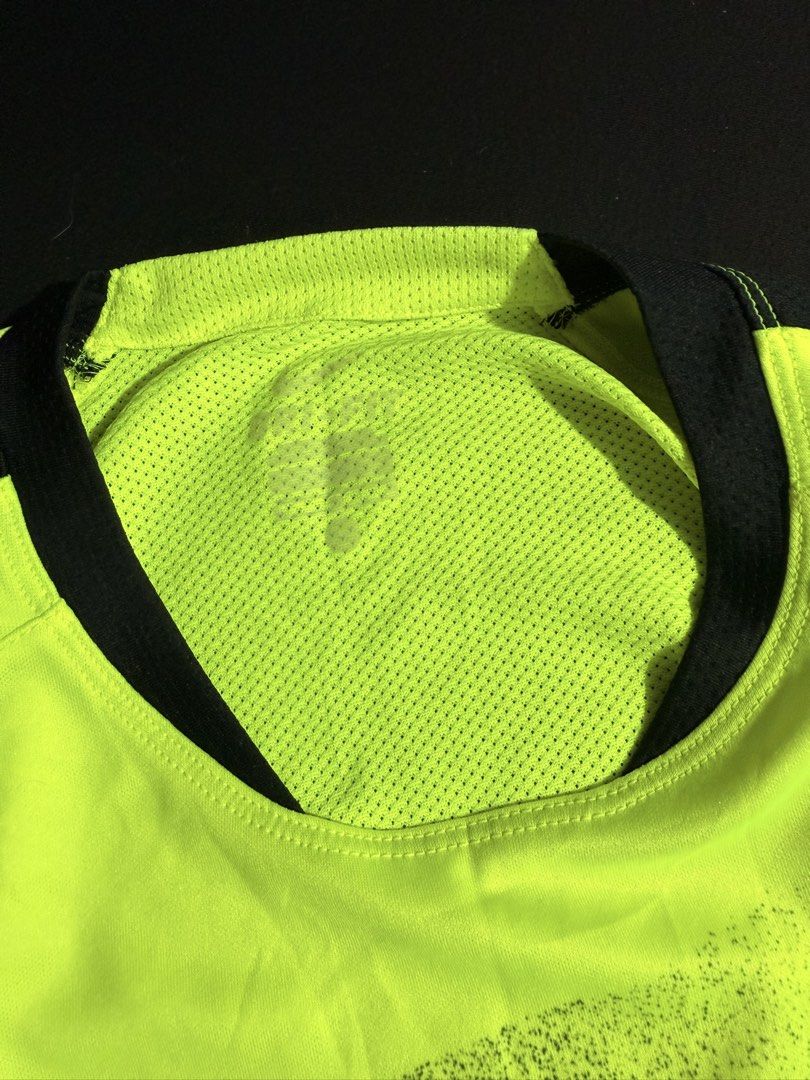 Nike Dri-fit (Category: Shirts) located in Manila. Submitted by dive_icarus (Listing ID 1468365382, Image 2). Description: Nike drifit shirt Fits to Small-medium frame only.