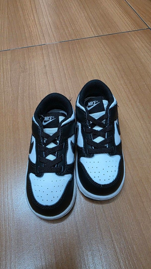 Nike Dunk Low (US 7c) (Category: Babies & Kids Fashion) located in Rizal. Submitted by dainsb (Listing ID 1468445001, Image 1). Description: • VGUC w/ normal signs of usage • Box included 📍 Lower Antipolo near Sta. Lucia Mall Pickup or delivery via Grab/Lalamove (c/o buyer).