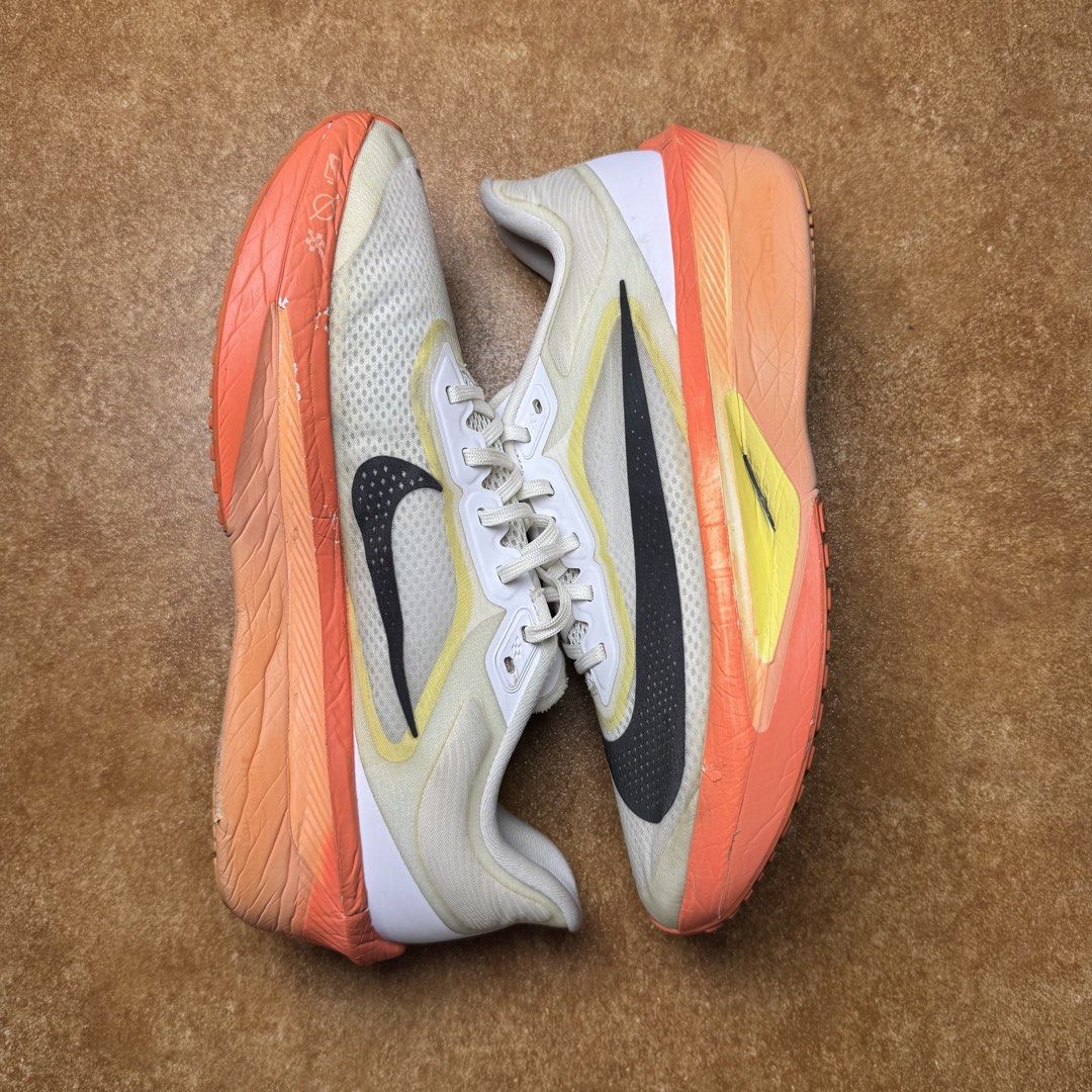 NIKE FLY 5 (Category: Sneakers) located in Panabo. Submitted by shoerarefinds (Listing ID 1468286676, Image 3). Description: ÑÌĶÈ ŽÓÒMFŁY 5 SIZE: CM 28 / EURO 44 / US 10 Very Good Condition, minimal midsole scratches LOCATION: PANABO CITY, DAVAO DEL NORTE, 8105 2100 FREESHIPPING.