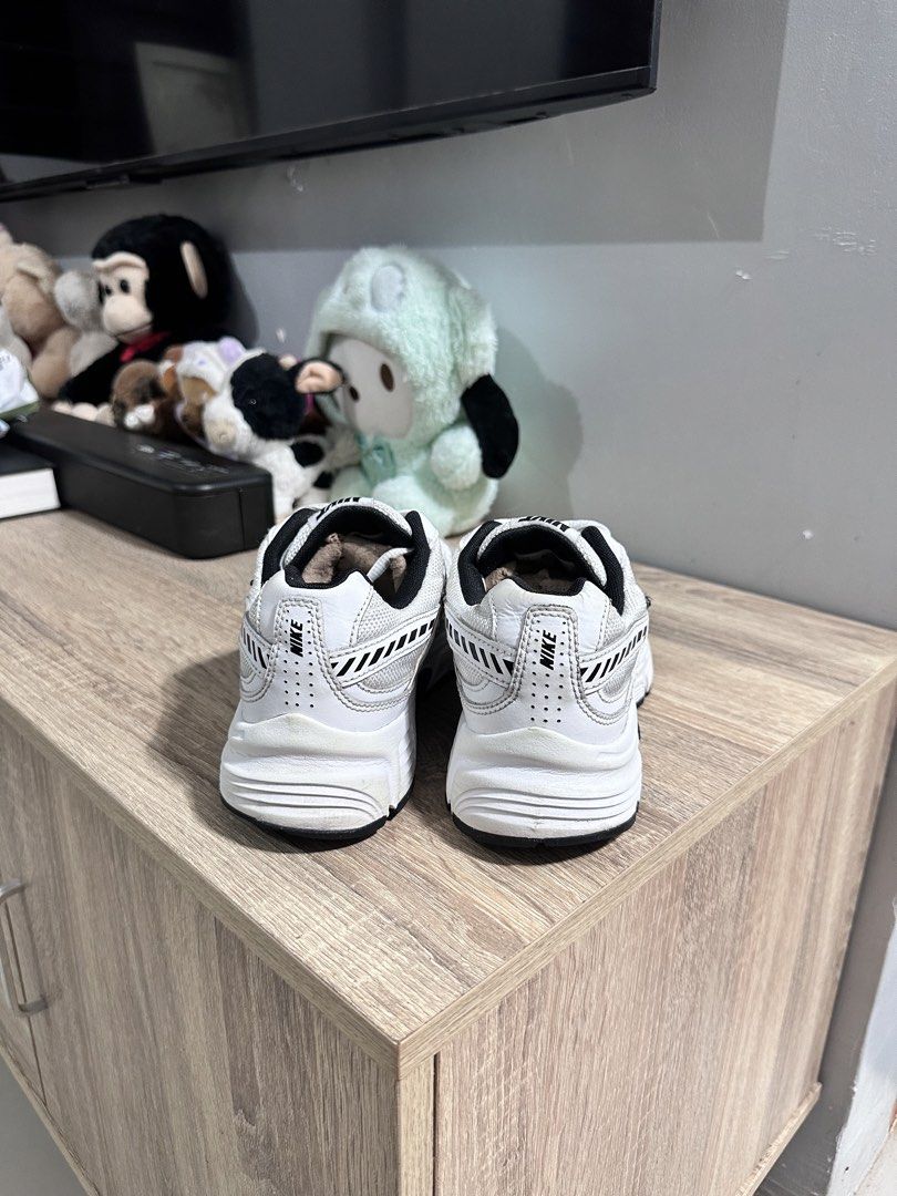 Nike initiator (Category: Sneakers) located in Manila. Submitted by nilodanzcuadra (Listing ID 1468323991, Image 2). Description: 7.5 womens Like new Loc: north caloocan.