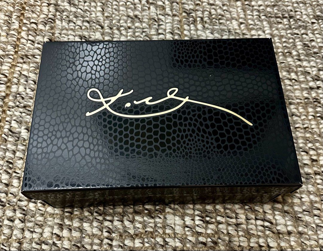 Nike Kobe 10 Protro Blue Lagoon (Category: Sneakers) located in Makati City. Submitted by jerbinator11 (Listing ID 1468454099, Image 2). Description: US 10.5 Brand new, never worn with receipt Titan BGC release Shipping: Lalamove Meetup: Near Makati MRT Buendia.