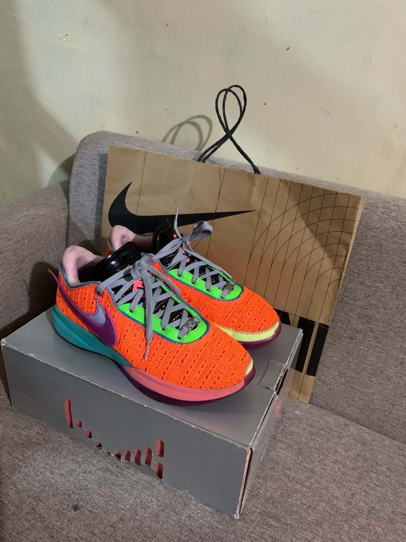 Nike Lebron 20 'Chosen 1' (Category: Sneakers) located in General Mariano Alvarez. Submitted by decluttersed (Listing ID 1468361847, Image 3). Description: For Sale / Trade Used Nike Lebron 20 'Chosen 1' Price: P3,000 Only Size: 9US Condi: 9/10 Used 5x only Comes with Original box & Receipt Can trade to your size 9-10 Sneaker add 1k value Loc: Dasmarinas, Cavite.
