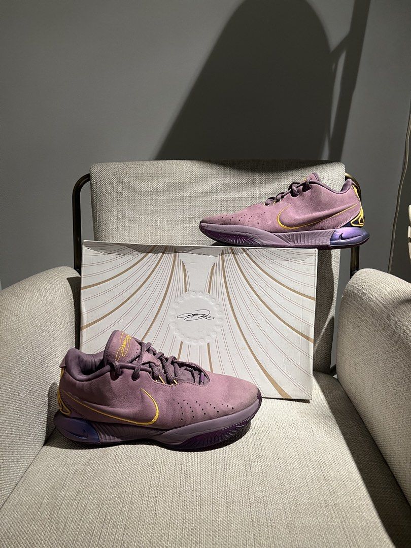 Nike LeBron 21 Purple Rain (Category: Sneakers) located in Manila. Submitted by unooo18 (Listing ID 1468310475, Image 2). Description: Lebron 21 Purple Rain Size 9.5 Used Dm for more info .
