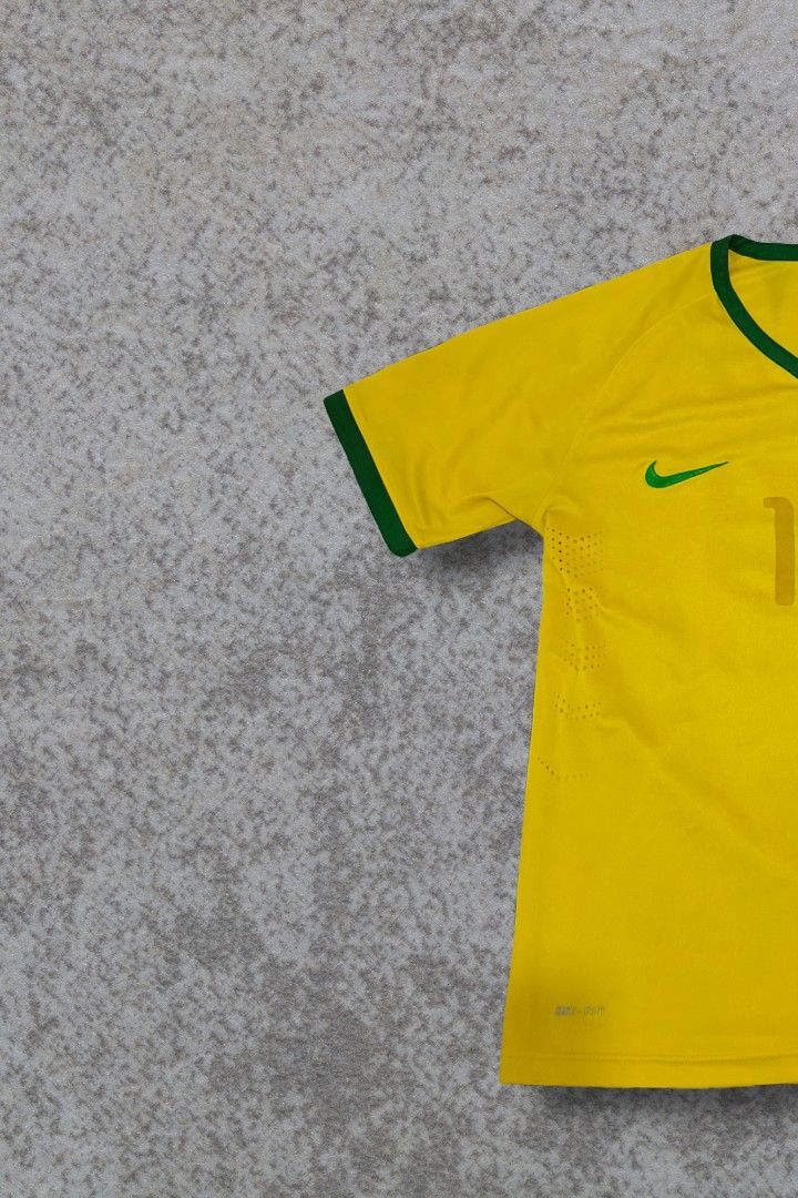 Nike Neymar 10 Jersey (Category: Tshirts & Polo Shirts ) located in Manila. Submitted by gmixgarments (Listing ID 1468494907, Image 3). Description: DETAILS ‼️‼️ ‎ ‎Neymay Nike Jersey 10 ‎ ‎W:19 ‎L:26 ‎ ‎ ‎Color rate:8/10 ‎Condition:8/10 ‎Issue: Stains ‎ ‎Price:500 ‎ ‎ ‎🔹Metro Manila ‎🔹Manage your expectations ‎🔹All items are thrifted ‎🔹Color may vary due to lighting ‎🔹Payment first ‎🔹Cod available(Manila area) ‎🔹Shipping through Jnt/Lalam