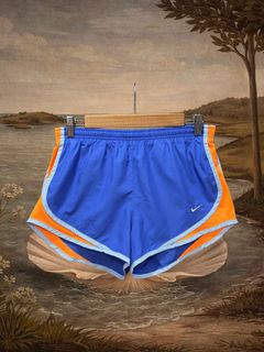(Category: ) located in . Submitted by thrifteefinds (Listing ID 1468363221, Image 1). Description: .