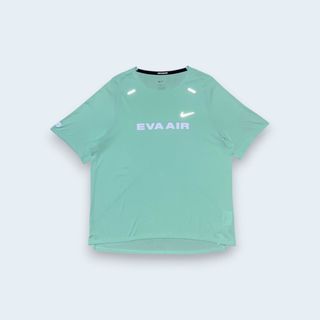 (Category: ) located in . Submitted by ejay.thrift.clothes (Listing ID 1467164333, Image 1). Description: .