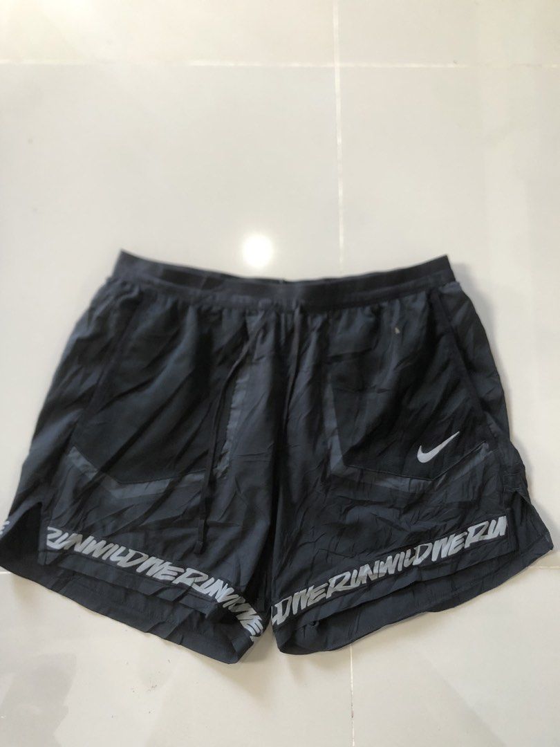 Nike running short (Category: Shorts) located in Binalbagan. Submitted by kianbenedict024 (Listing ID 1468305967, Image 2). Description: Nike running short Size xl Excellent condition .