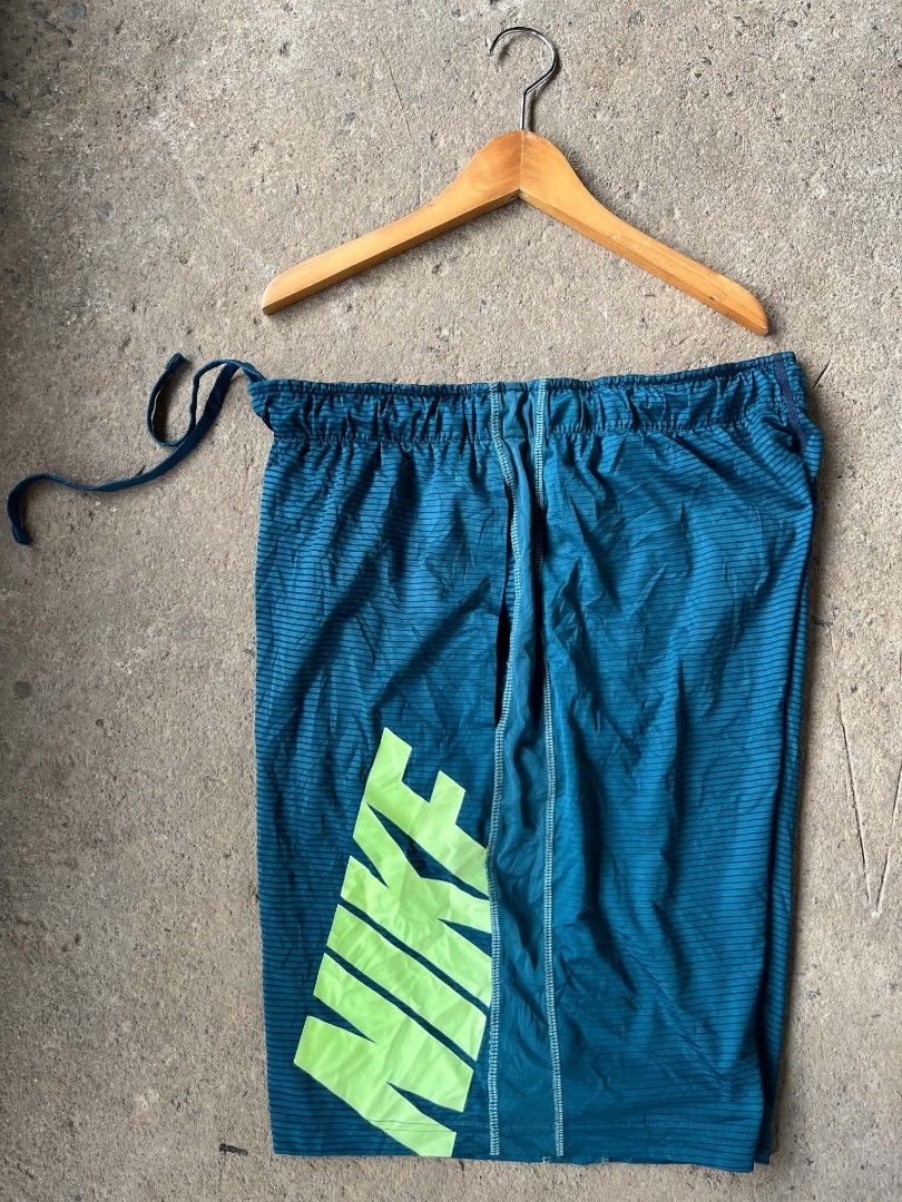 nike short xl (Category: Shorts) located in Rizal. Submitted by saint-nike11 (Listing ID 1468307454, Image 1). Description: nike short xl on tag 400.