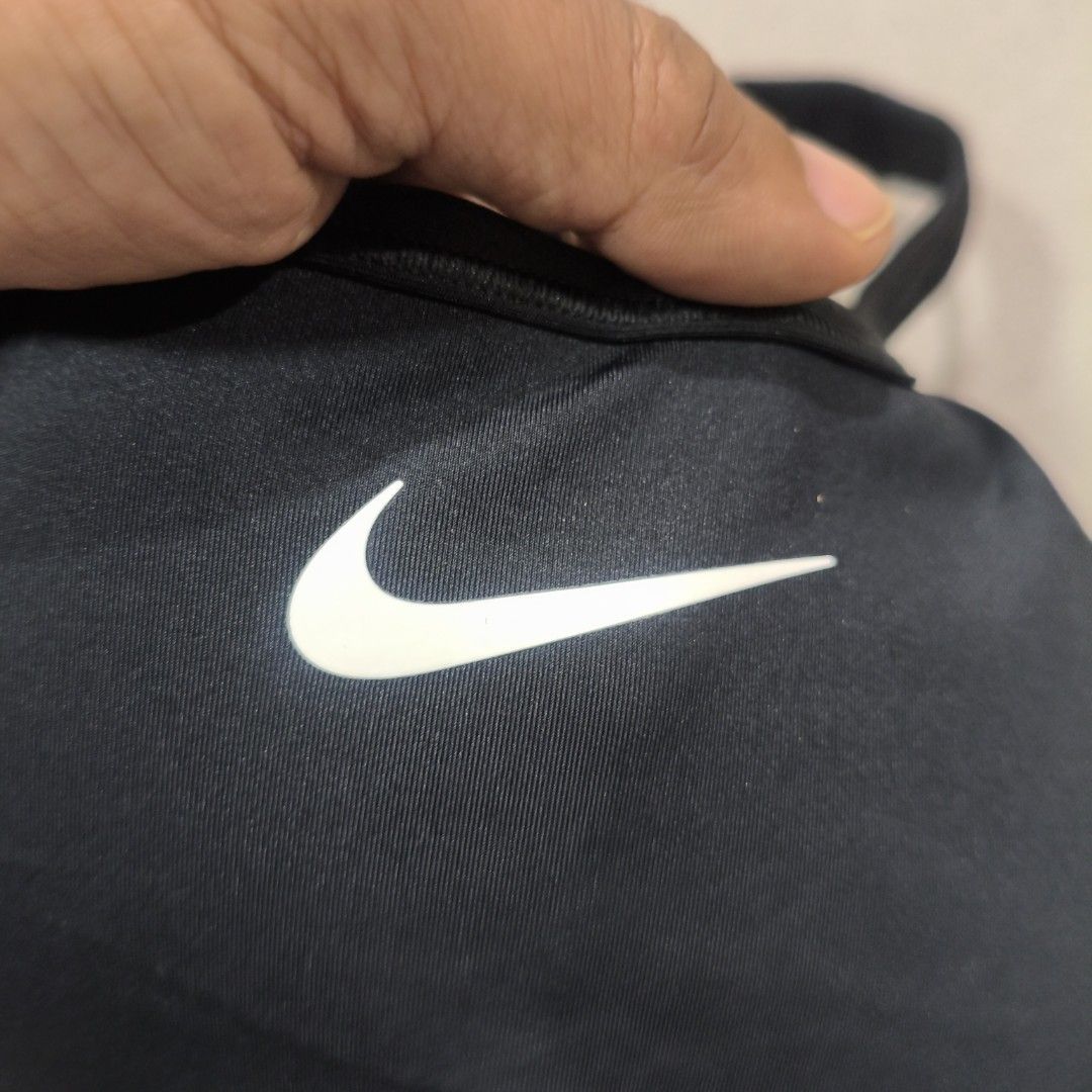 Nike sports bra (Category: Activewear) located in Calatrava. Submitted by ermitany0 (Listing ID 1468422899, Image 3). Description: nike sports bra excellent condition location: Negros Occidental PM if interested 📩📩📩📩.