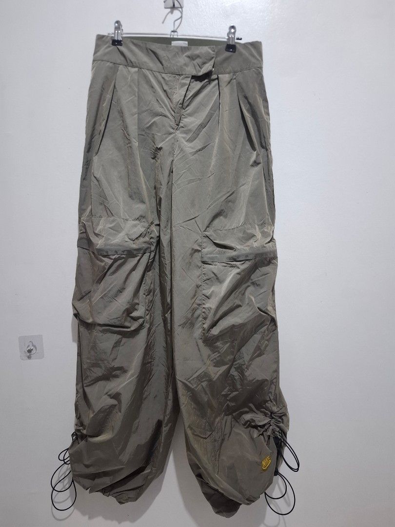 Nike tech pack womens med (Category: Other Bottoms) located in Tarlac. Submitted by christopher.24 (Listing ID 1468325503, Image 1). Description: excellent condition legit.