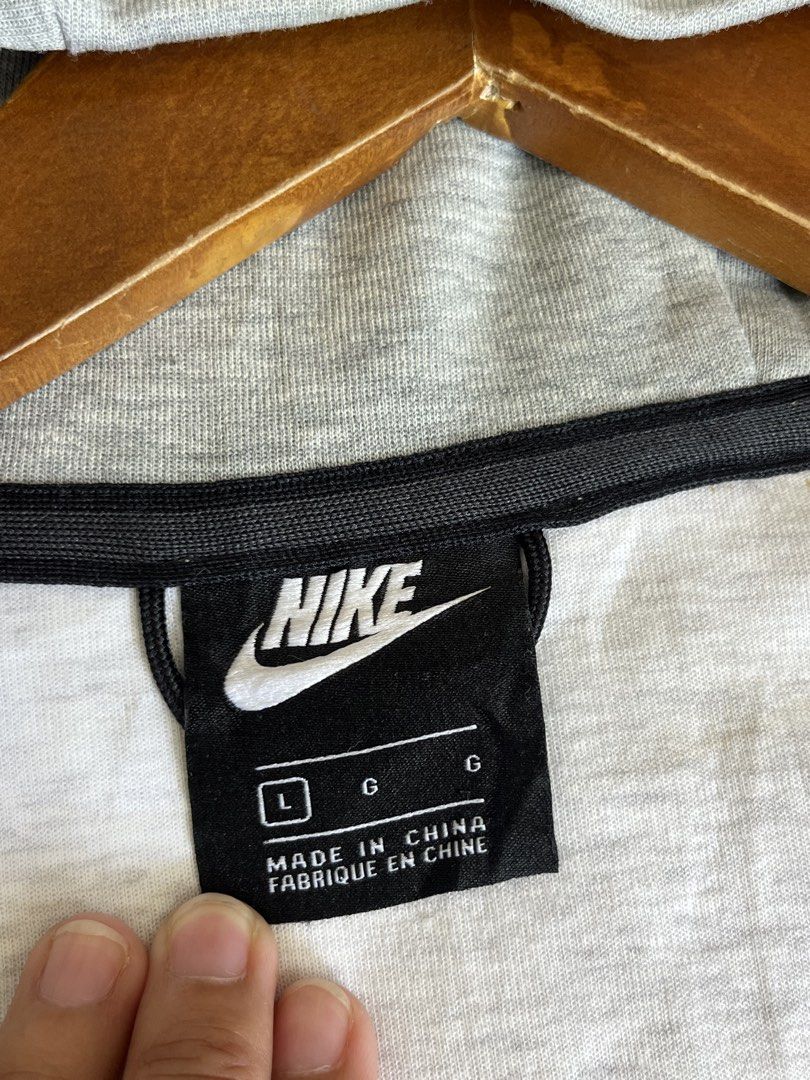 Nike Techfleece (Category: Coats, Jackets and Outerwear) located in Manila. Submitted by cjcuevas_05 (Listing ID 1468383550, Image 3). Description: 📍Tanza Cavite Dimes: 22x25 See photos for details GCASH ONLY, can ship thru JnT/orange check out .