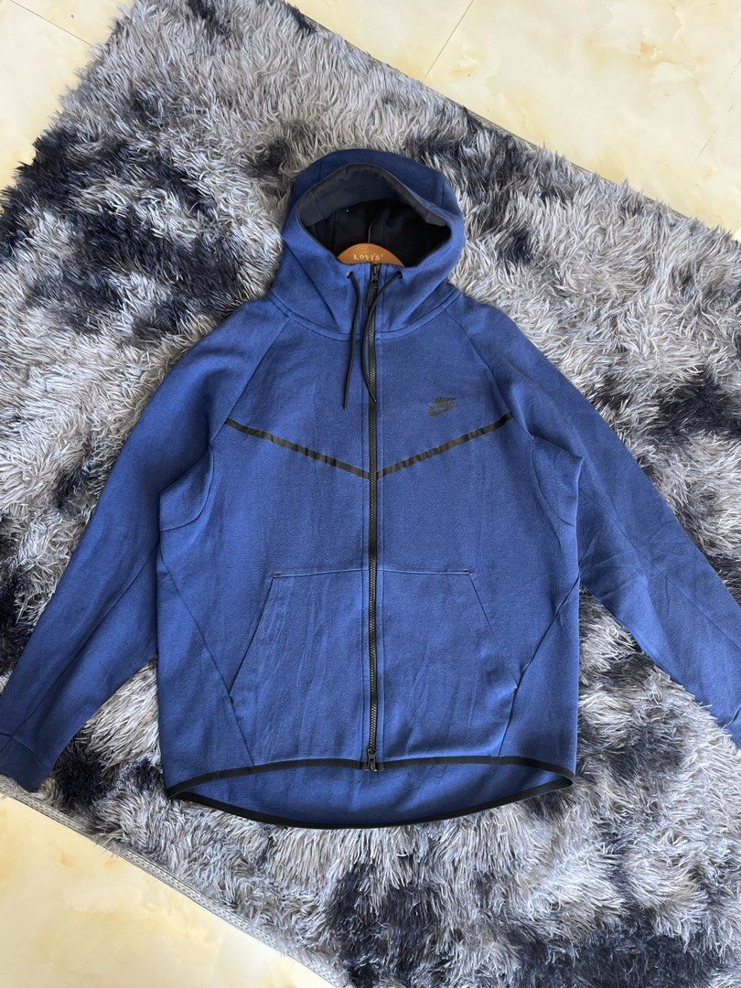 Nike Techfleece (Category: Coats, Jackets and Outerwear) located in Manila. Submitted by cjcuevas_05 (Listing ID 1468412783, Image 1). Description: 📍Tanza Cavite Dimes: 23xF25xB27 See photo for details GCASH ONLI, can ship thru JnT/orange check out .