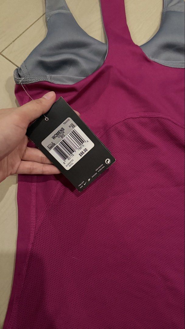 Nike Training Top (Category: Activewear) located in Santa Rosa. Submitted by jnicamaermos (Listing ID 1468283642, Image 3). Description: .