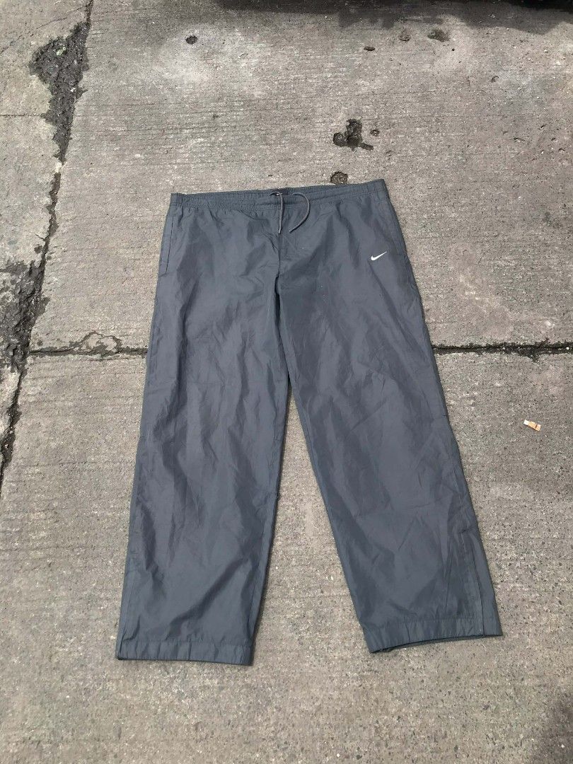 Nike vintage track pants (Category: Chinos) located in Manila. Submitted by thriftnicarl.3 (Listing ID 1468441513, Image 2). Description: waist - 40 adjustable length - 40.1 thigh - 13.6 leg open - 9 price - 499 Free ship via jnt.