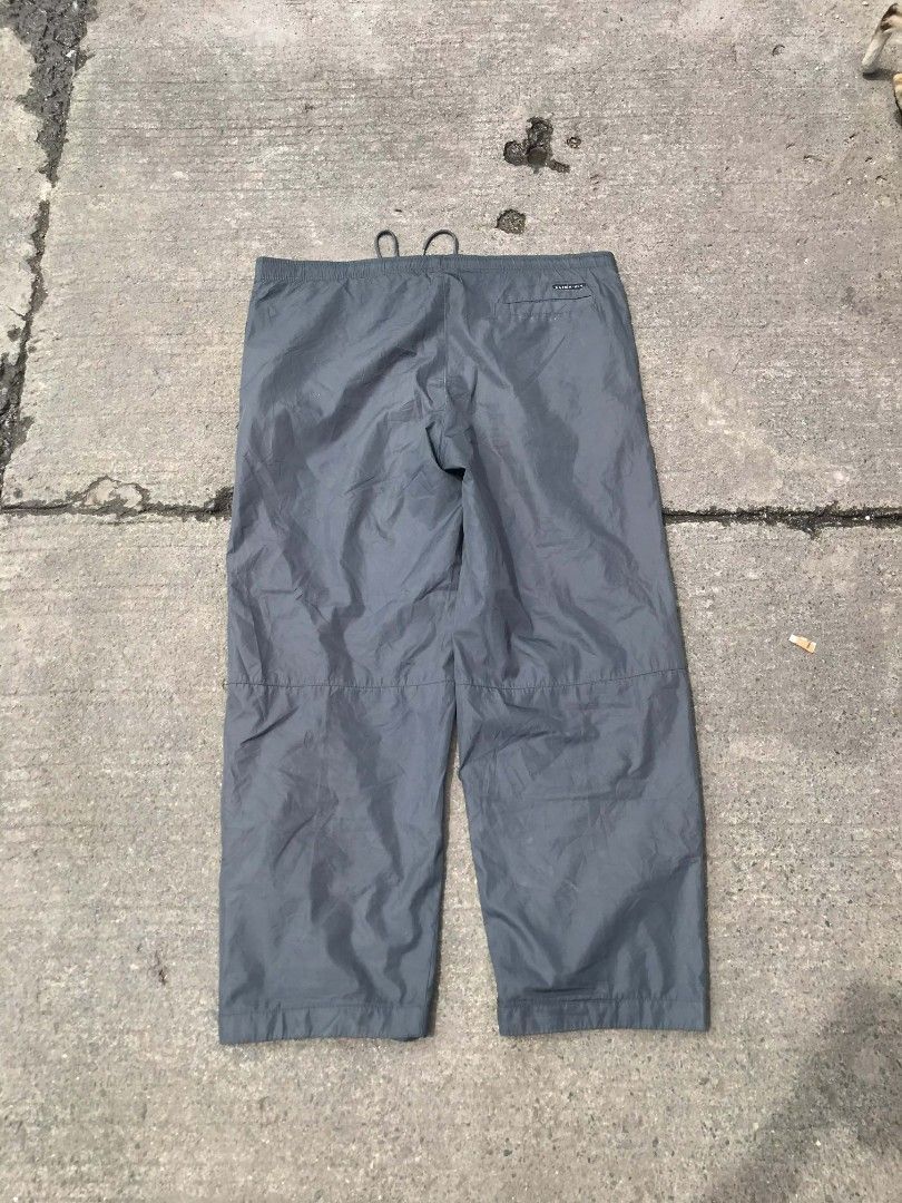 Nike vintage track pants (Category: Chinos) located in Manila. Submitted by thriftnicarl.3 (Listing ID 1468441513, Image 3). Description: waist - 40 adjustable length - 40.1 thigh - 13.6 leg open - 9 price - 499 Free ship via jnt.