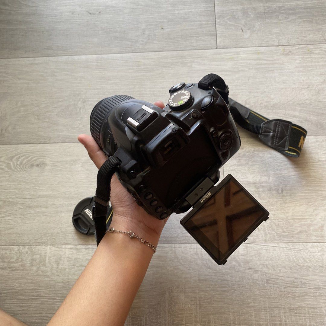 Nikon D5000 DSLR Camera (Category: Cameras) located in Bacoor. Submitted by sneakypics.ph (Listing ID 1468411084, Image 3). Description: Fixed, great for beginners. issue : lcd vignette ( does not affect output ).