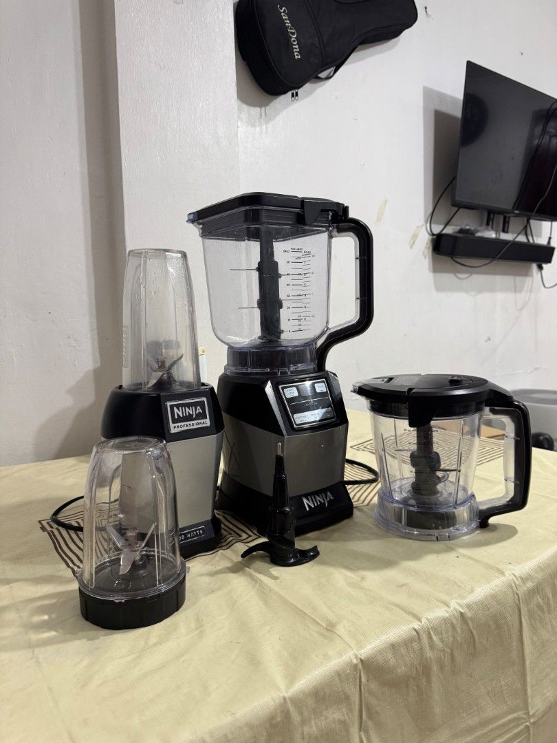 Ninja Blender & Food Processor Set – Auto-iQ & Nutri Pro (Category: Juicers, Blenders & Grinders) located in Lapu Lapu. Submitted by axl.rose05 (Listing ID 1468326229, Image 3). Description: Ninja Blender and Food Processor Set for sale. Includes 2 motor bases, blender pitcher, food processor bowl, personal blender cups, 5 blade attachments, and step-down transformer. ✓ Ninja Auto-iQ Motor Base ✓ Ninja Nutri Pro Motor Base ✓ Large Blender Pitcher