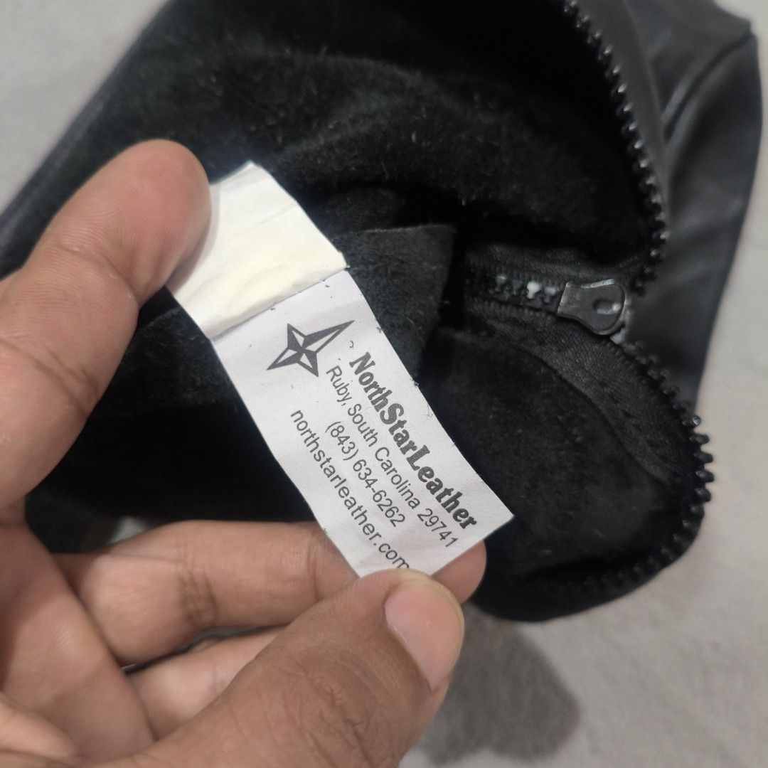 North Star Leather shoulder bag (Category: Shoulder Bags) located in Calatrava. Submitted by ermitany0 (Listing ID 1468415577, Image 2). Description: north star leather shoulder bag very good condition location: Negros Occidental PM if interested 📩📩📩📩.