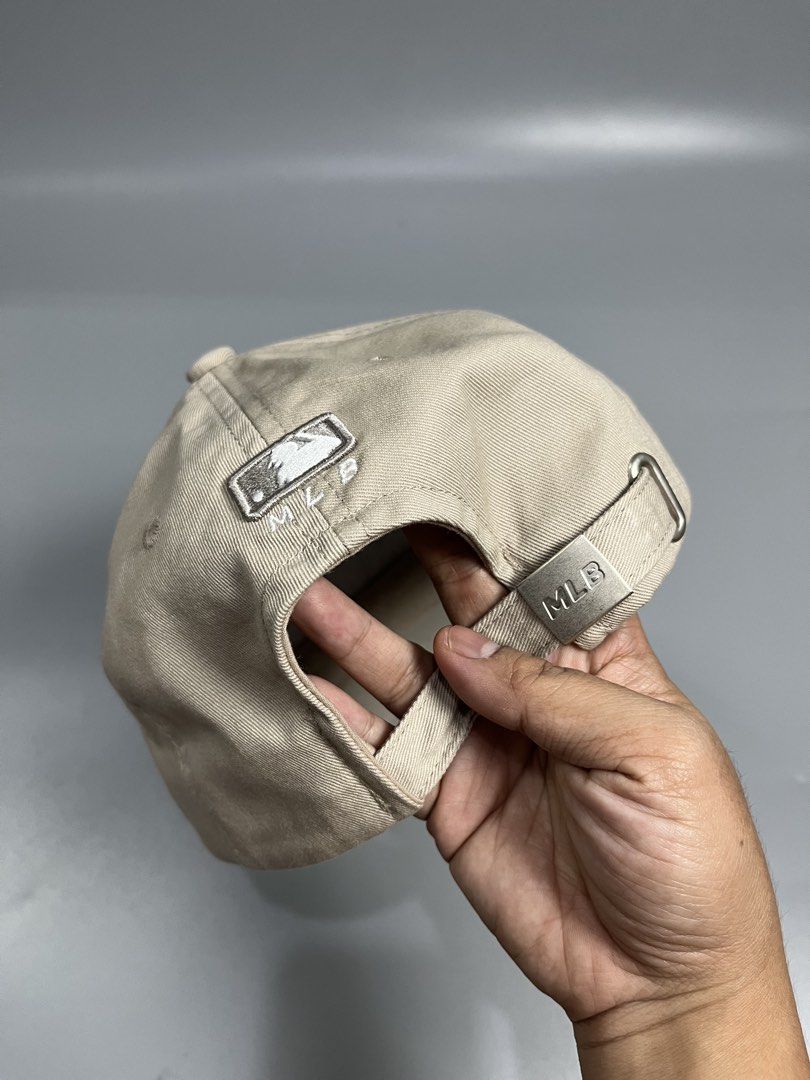 NY SMALL LOGO MLB DADHAT CAP (Category: Caps & Hats) located in Taguig. Submitted by oneday_pickenget (Listing ID 1468387793, Image 3). Description: .