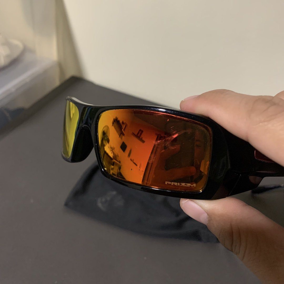 Oakley Gascan Prizm (Category: Sunglasses & Eyewear) located in Cebu City. Submitted by axel_pm28 (Listing ID 1468430096, Image 3). Description: no issues decluttering signs of usage extra shades from australia.
