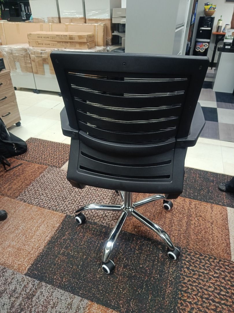 OFFICE CHAIR C-NL117 (Category: Office Furniture & Fixtures) located in Caloocan City. Submitted by michellejurilla.01 (Listing ID 1468326294, Image 2). Description: 🪑 COMFORT MEETS STYLE WITH OUR OFFICE CHAIR! ✨ Upgrade your workspace with an office chair designed for comfort, durability, and a professional look! Perfect for offices, home workstations, and business spaces. 💼 ✅ Breathable mesh back with fabric seat ✅ High-quality foam for added