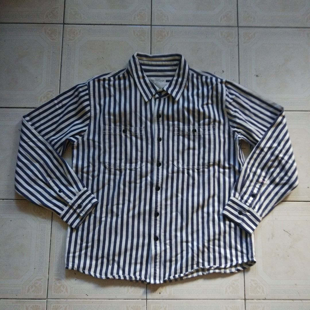 Okonkwo Longsleeve XXL (Category: Formal Shirts) located in Pasay City. Submitted by denimdude.ph (Listing ID 1468354442, Image 1). Description: .
