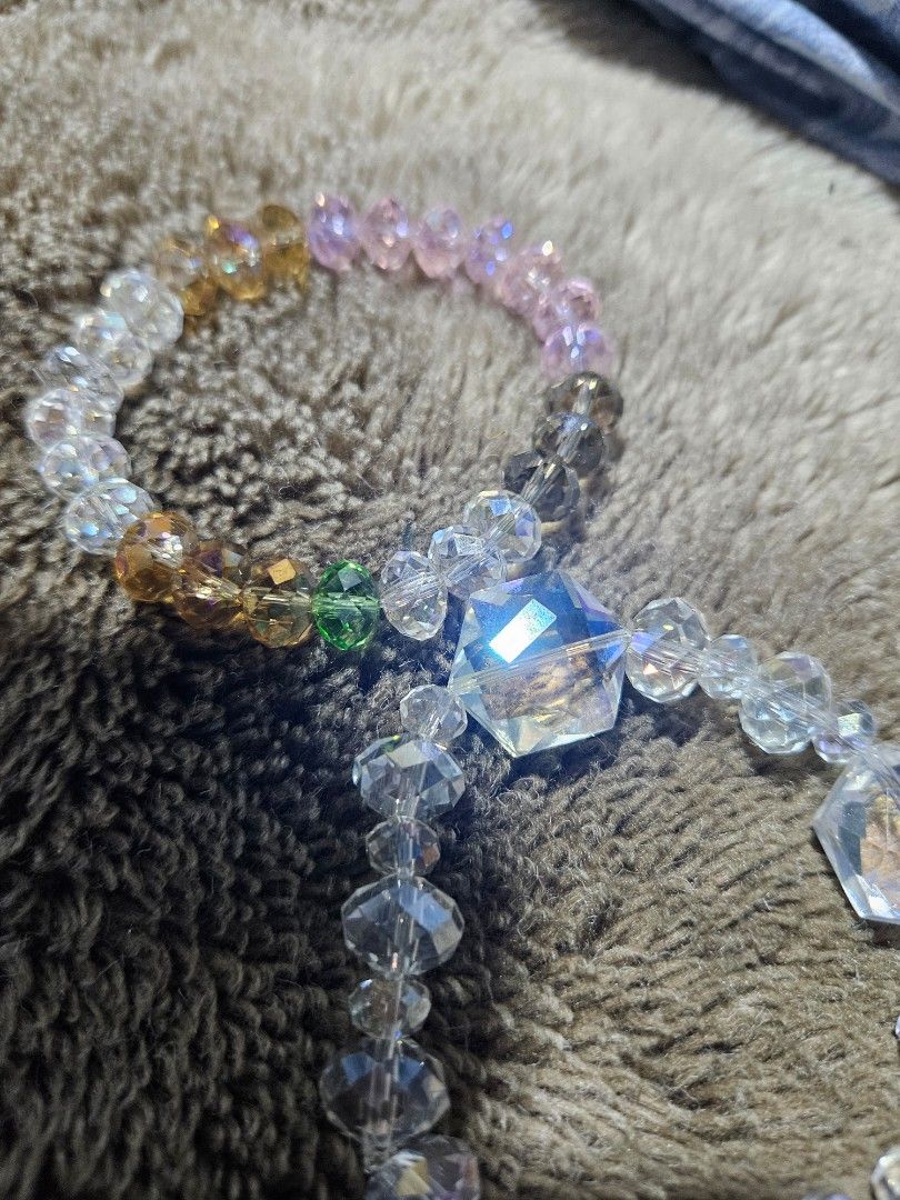 Old Bracelet with Gemstone (Category: Vintage Collectibles) located in Makati City. Submitted by aureliusmagnus (Listing ID 1468480357, Image 1). Description: Selling Old Bracelet 35k for 2pcs..