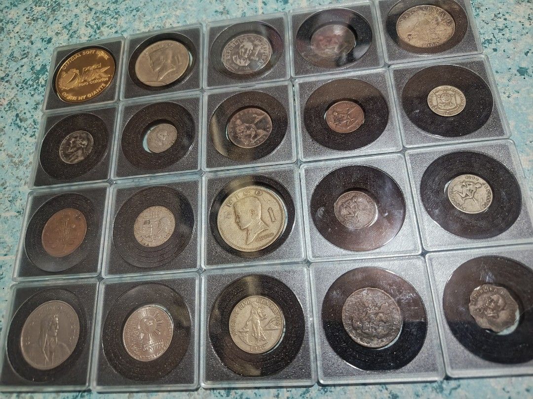 Old Philippine coins (Category: Vintage Collectibles) located in Binan City. Submitted by ephytash (Listing ID 1468383879, Image 2). Description: old old coins .. santa rosa and biñan laguna area.