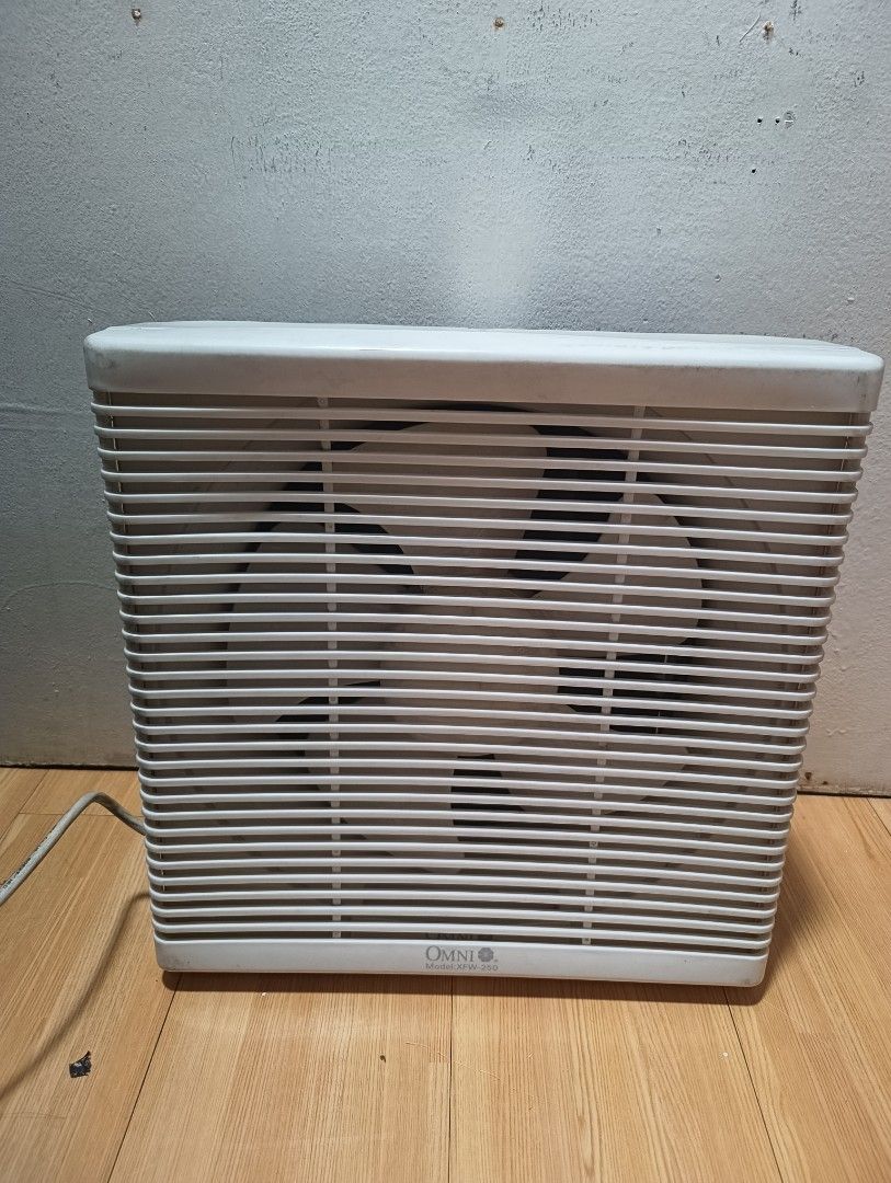 Omni Box Fan Model XFW-250 (Category: Air Conditioning and Heating) located in Caloocan City. Submitted by nicolepereda (Listing ID 1468435100, Image 1). Description: omni exhaust fan 10 inches payment first . booked your own pick up.