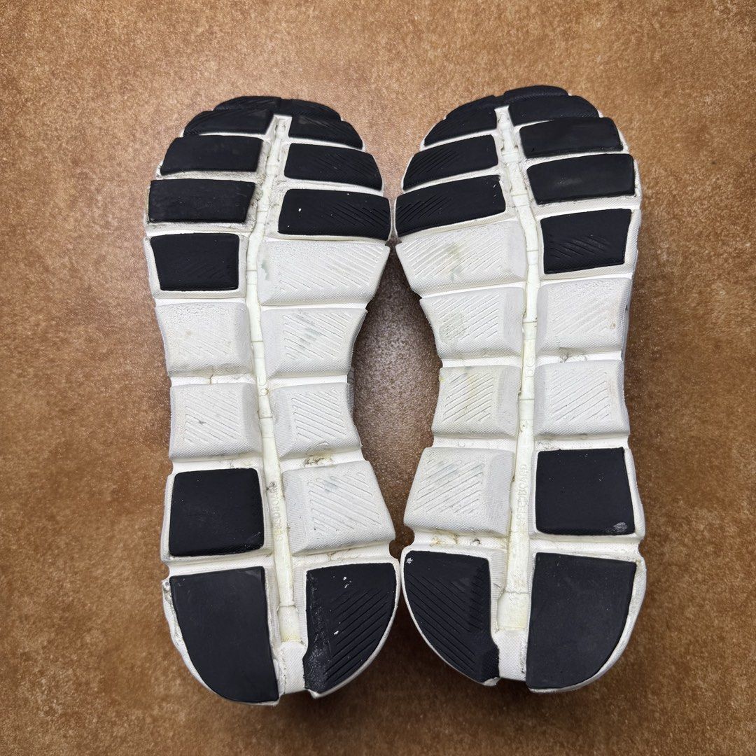 ON CLOUD X4 (Category: Sneakers) located in Panabo. Submitted by shoerarefinds (Listing ID 1468287438, Image 2). Description: ÒÑ ÇŁÖÙÐ X4 SIZE: CM 27.5 / EURO 43 / US 9.5 Goood Condition Replace outsole (not noticeable) LOCATION: PANABO CITY, DAVAO DEL NORTE, 8105 2000 FREESHIPPING.