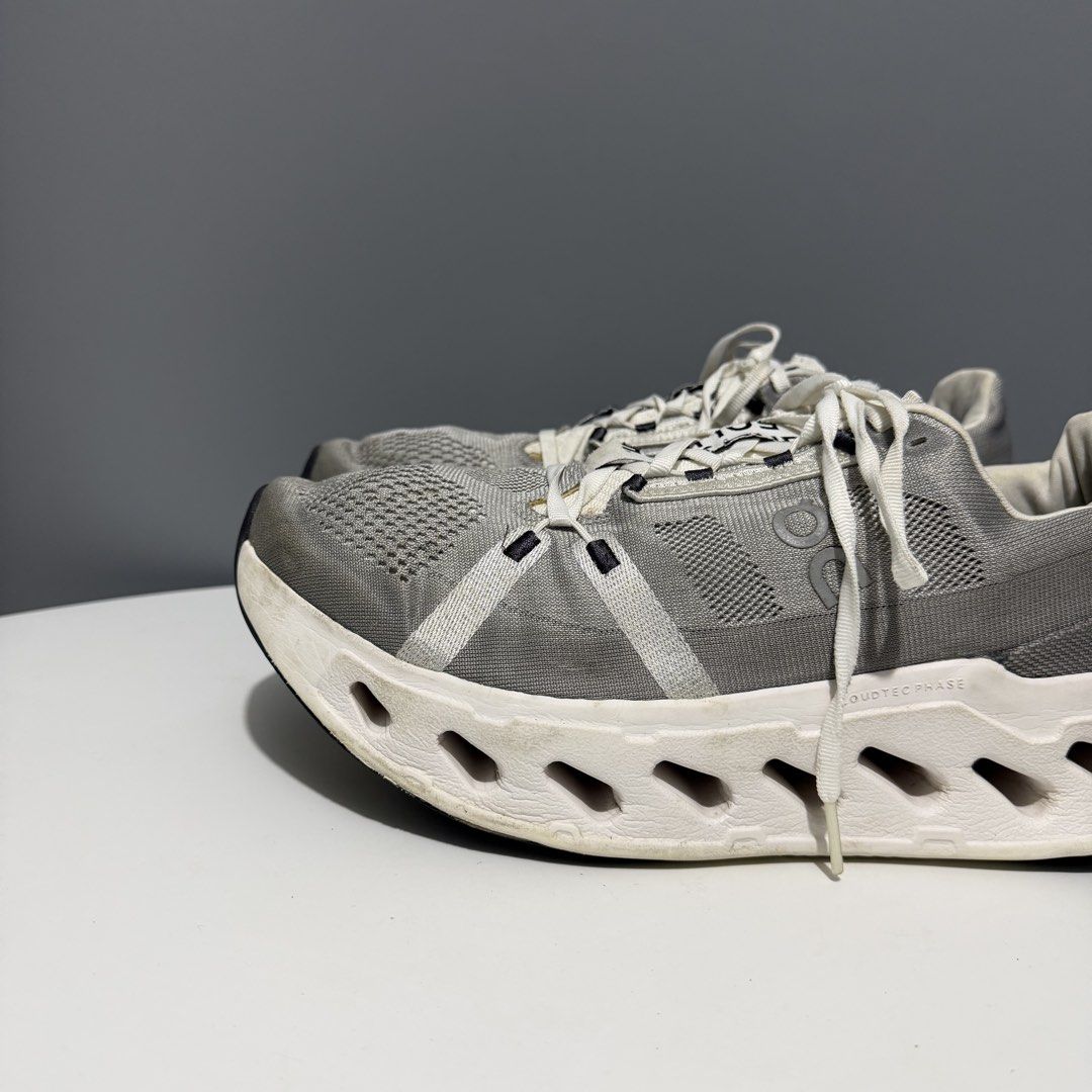 On Cloudeclipse Max-Cushioned Road Running Sneaker (Category: Sneakers) located in Manila. Submitted by thrifts.el (Listing ID 1468323062, Image 2). Description: On Cloudeclipse Max-Cushioned Road Running Sneaker Excellent Conditiin 10/10 Color Rate 11US 45EU 29JP -Need Wash No Issues Price. 3,780 Loc. South Caloocan Courier. J&T/Flash Express .