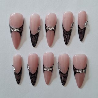 (Category: ) located in . Submitted by luxetips_pressph (Listing ID 1468344824, Image 1). Description: .