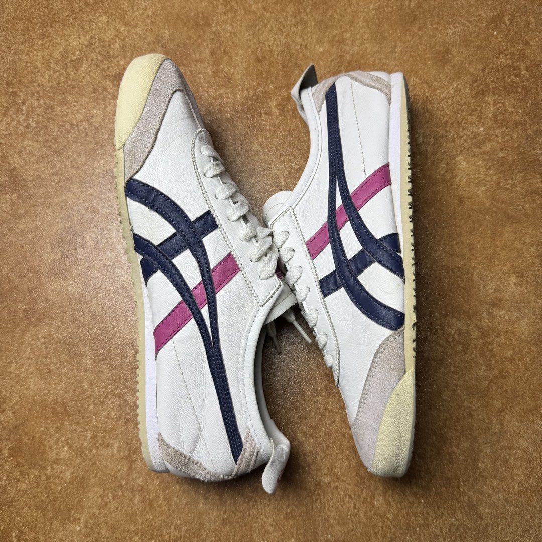 ONITSUKA TIGER (Category: Sneakers) located in Panabo. Submitted by shoerarefinds (Listing ID 1468345434, Image 3). Description: Onits “wht/nvy” (off) SIZE: CM 26 / EURO 42 / US 8 Excellent Condition, minimal heel drag and scratches, need to replace insole pad LOCATION: PANABO CITY, DAVAO DEL NORTE, 8105 1800 FREESHIPPING .