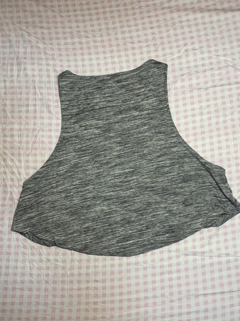 #OOTD Tank Crop Top (Category: Others Tops) located in San Juan City. Submitted by angel_aura_archive (Listing ID 1468344797, Image 2). Description: - Free size - All of the details are here n po so pls matuto po magbasa and no to low bailers!! I can give discount if marami po kukunin. They are not from ukay and they are from my personal collection from my closet (purpose is to declutter)..