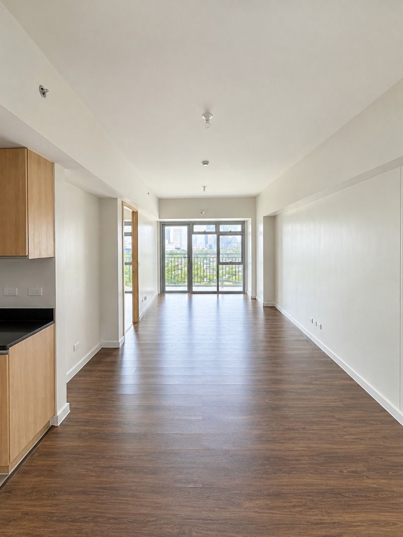 Orean Place Tower 1 - 1 BR (Category: Apartments & Condos) located in Del Monte. Submitted by hailegervacio.ayalaland (Listing ID 1468357311, Image 1). Description: FOR RENT – OREAN PLACE TOWER 1 Vertis North, Quezon City Brand new 1-bedroom unit with balcony 56 sqm 10th floor facing amenities 1 parking slot (Basement 5) ₱45,000/month, inclusive of association dues.