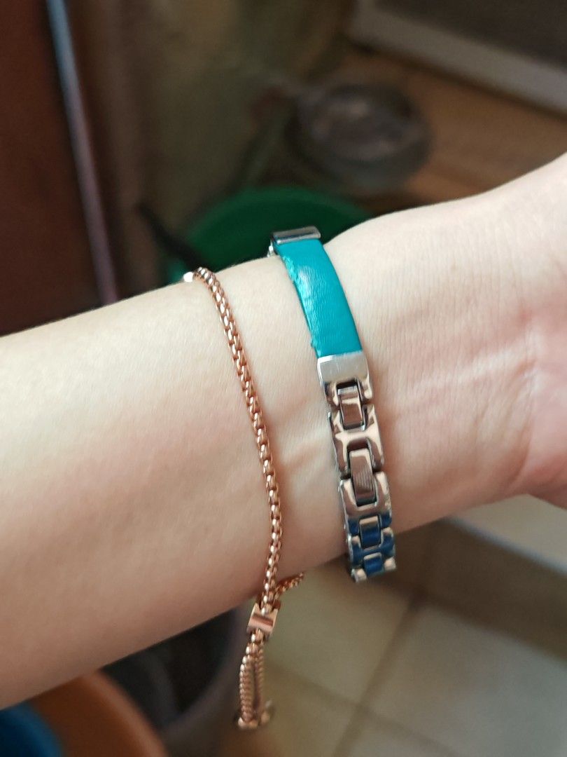 Orig Emporio Armani Teal Dial Watch (Category: Women's Watches) located in Taguig. Submitted by mystuff4youph (Listing ID 1468361421, Image 3). Description: - Brand: Emporio Armani - Original - Dial: Teal mother-of-pearl with crystal hour markers - Case: Rectangular silver-tone - Strap: Silver metal mixed with teal leather (Note: shows some wear on leather near the link connections but minimal only) - minimal scratches sa metal pero smooth glass 