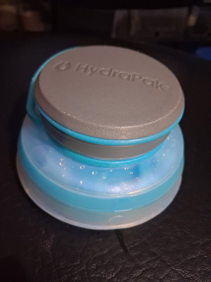 Original Hydrapak Collapsible Water Bottle 1 Liter (Category: Water Bottles & Tumblers) located in Mandaluyong City. Submitted by daddyjpanlilio24 (Listing ID 1468412541, Image 1). Description: P 500 fix price+sf Like new no issue No box Mandaluyong Shipping/Payment: Gcash/Maya Jnt payment 1st no cod Lalamove payment upon rider pick up.