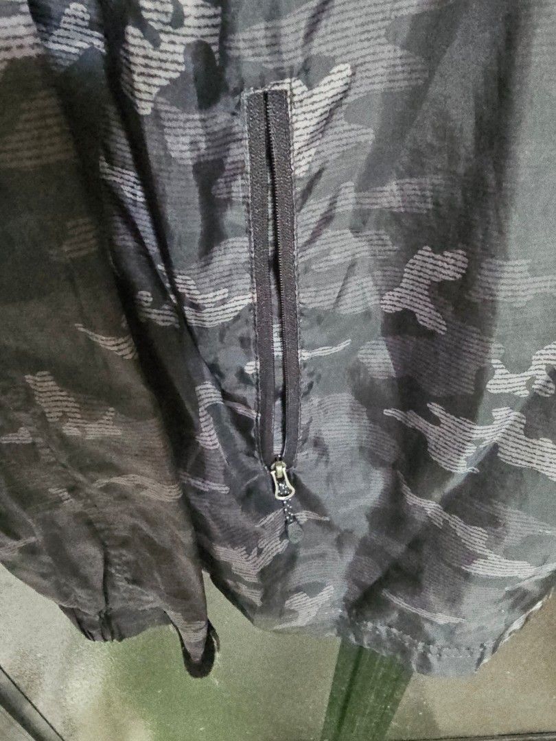 Outdoor products windbreaker (Category: Coats, Jackets and Outerwear) located in Pasig City. Submitted by a.ejs. (Listing ID 1468292830, Image 2). Description: Outdoor products windbreaker Camouflage Large, 23 x 28 Very good condition 800.