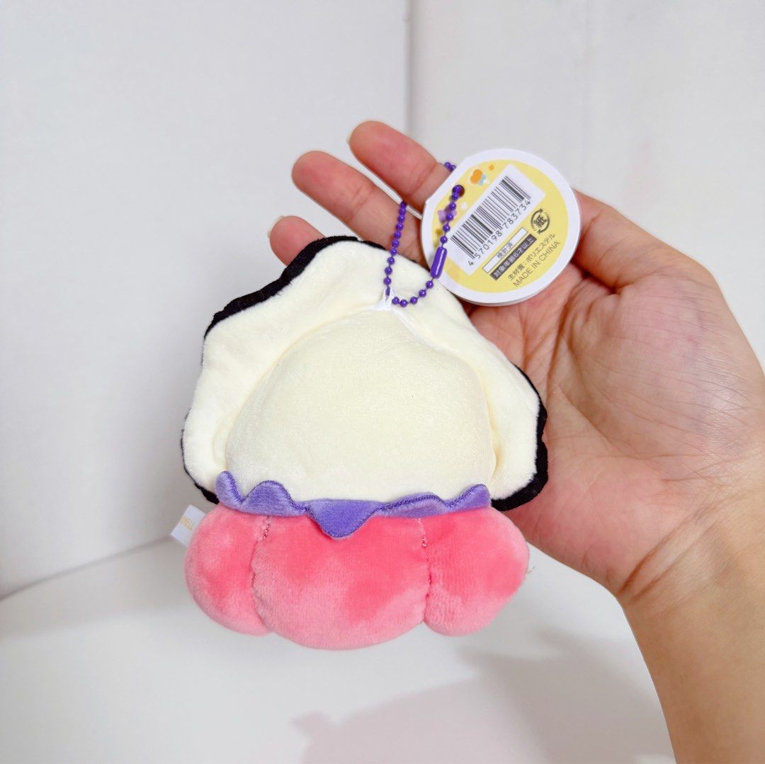 Oyster Yell Pumpkin Charm (Category: Plushies & Soft Toys) located in Manila. Submitted by ashyyel_ (Listing ID 1468480387, Image 2). Description: .