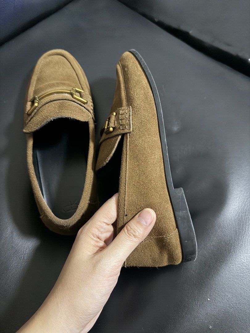 Parfois brown suede loafers (Category: Loafers) located in Manila. Submitted by kheipreloved (Listing ID 1468418905, Image 2). Description: Good as new Seldom used Bought for P4,490.