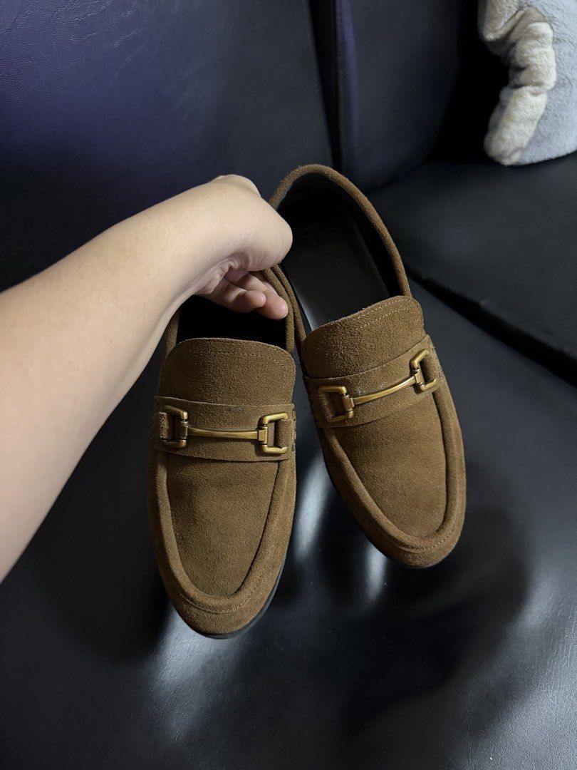 Parfois brown suede loafers (Category: Loafers) located in Manila. Submitted by kheipreloved (Listing ID 1468418905, Image 3). Description: Good as new Seldom used Bought for P4,490.