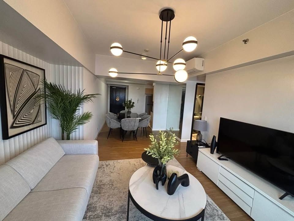 Park Triangle Residences 2BR for RENT (Category: Apartments & Condos) located in Makati City. Submitted by lemontreerealestateinc. (Listing ID 1468326102, Image 3). Description: FOR RENT PARK TRIANGLE RESIDENCES Bonifacio Global City, Taguig Furnished 2-bedroom condominium unit for rent at Park Triangle Residences with an 82 sqm floor area and 1 Parking Slot. This Furnished condo in BGC offers a comfortable and convenient lifestyle in a prime loc