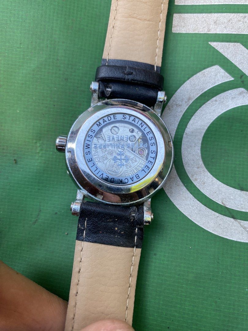 Patek Philippe Authomatic (Category: Men's Watches) located in Quezon City. Submitted by yoshitandie (Listing ID 1468348616, Image 2). Description: Patek Philippe Authomatic 💯 Honesyt Issue, basag salamin, change na bracelet, The Rest Almost Good ! Negotiable!!.