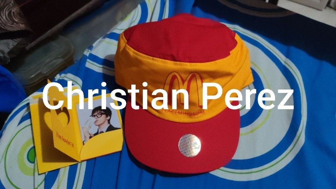 PeaceminusonexMcdonalds Cap (Category: Vintage Collectibles) located in Quezon City. Submitted by paul.perez (Listing ID 1468489571, Image 1). Description: PEACEMINUSONExMcdonalds Cap with (or without PC) RFS: Di bagay yung fit sakin ng cap. Opened once to fit lang. Ready to ship Meycauayan Bulacan Lalamove/JNT BPI/Maya/GoTyme.